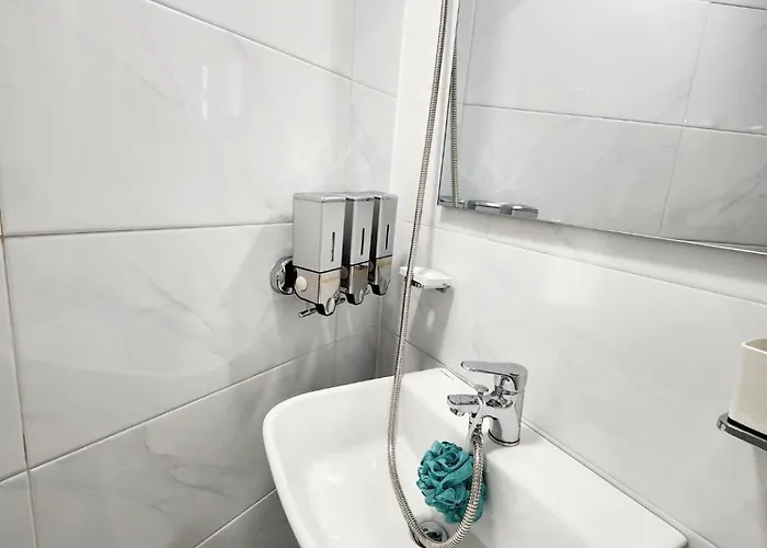 Апартаменты Hongdae Station House *